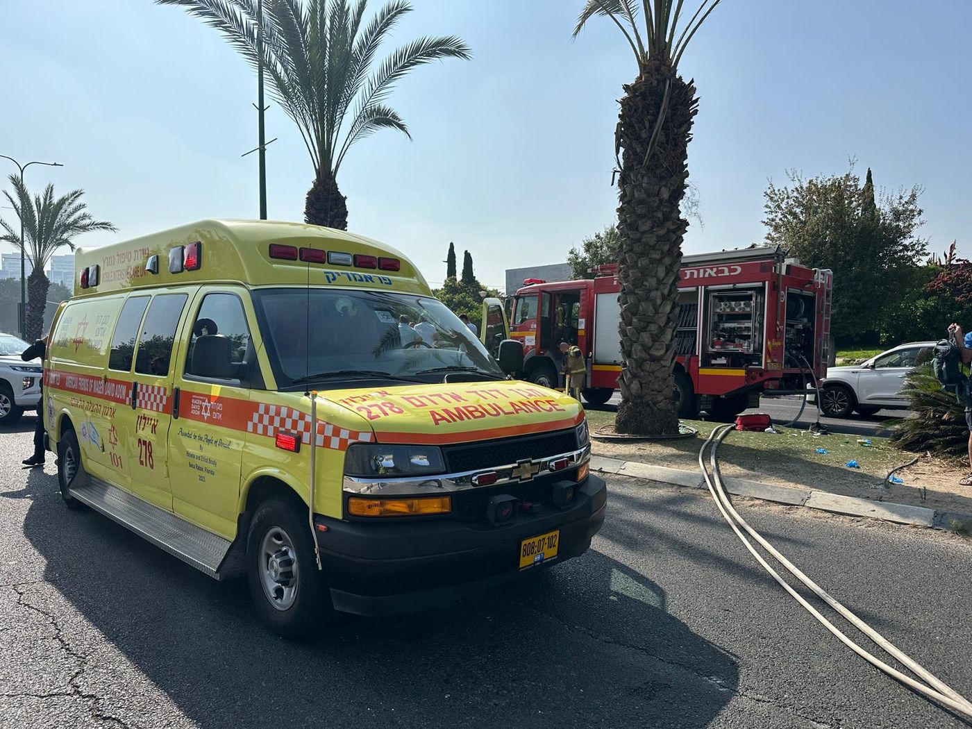 פיצוץ רכב ברחובות, גבר כבן 50 נפצע קשה