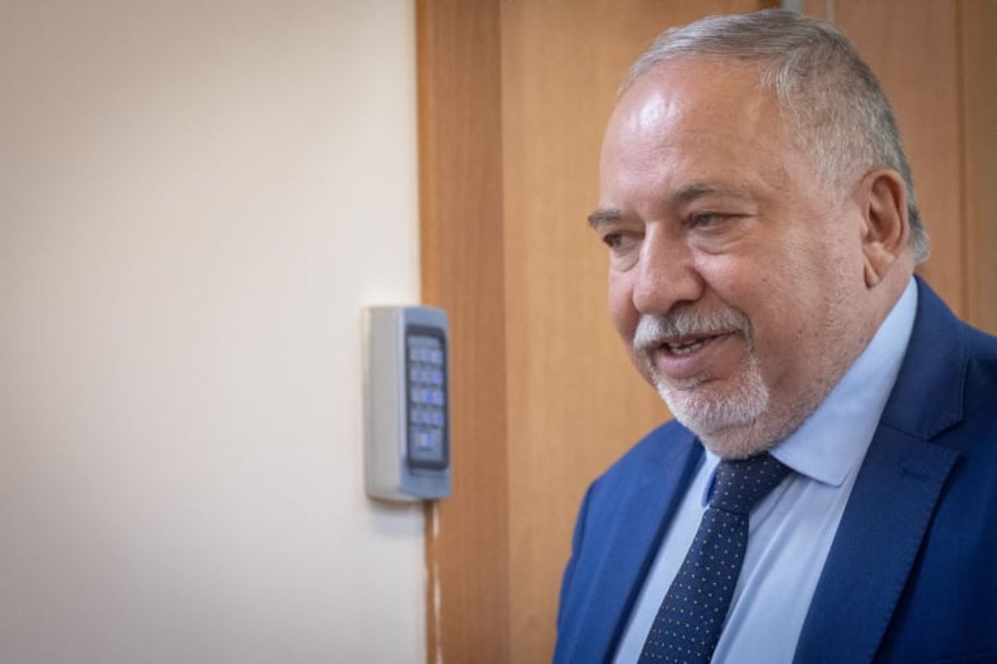 סקר מנדטים: ליברמן בשיא של 15 שנים