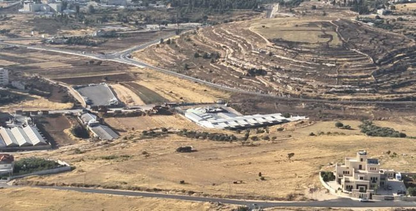 המנהל האזרחי מציג: אכיפה בררנית בין יהודים לערבים