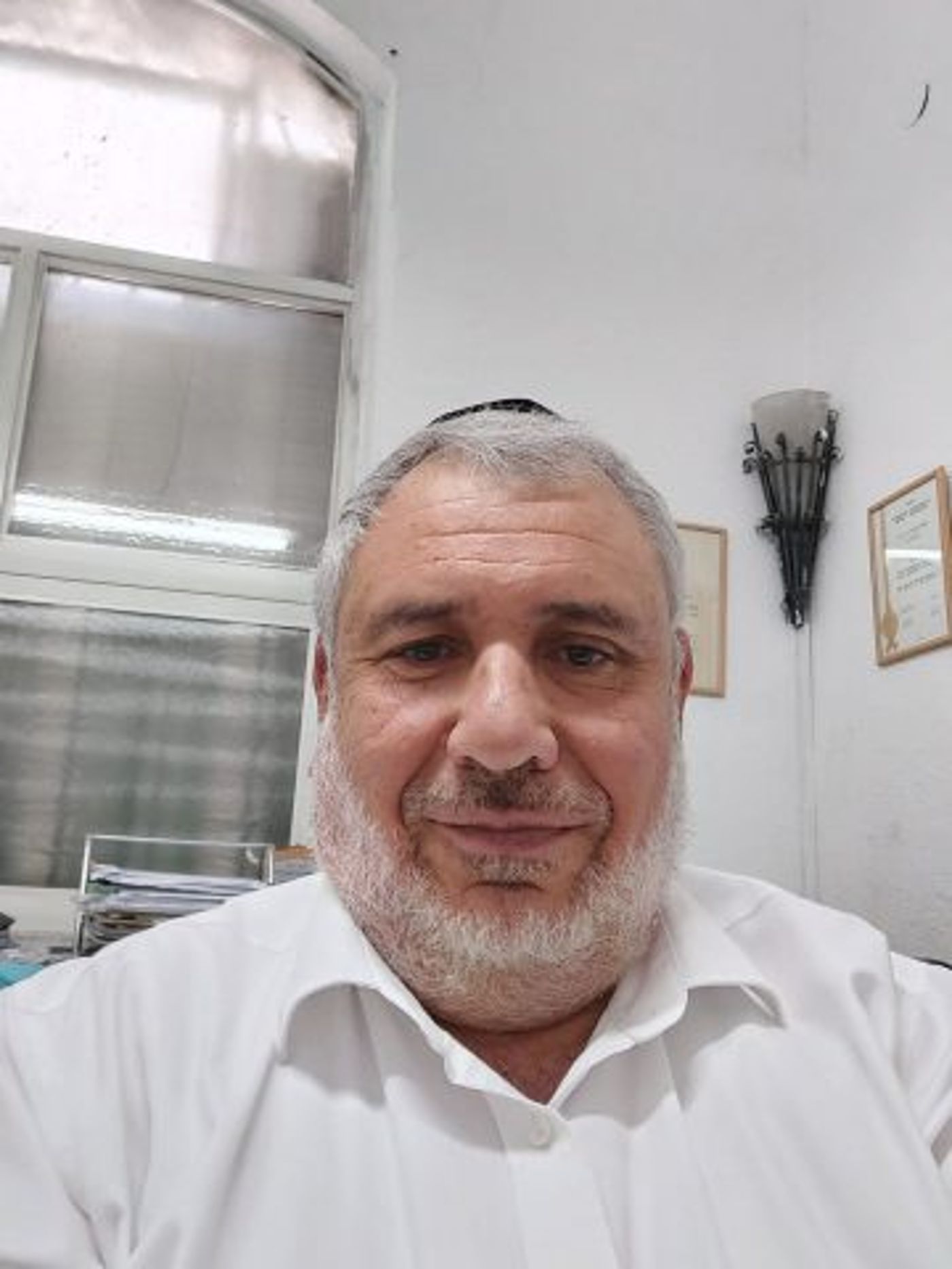 (עו"ד יחזקאל גרוסברג)
