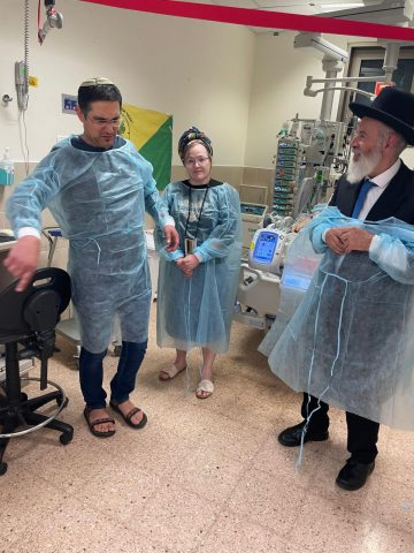 הרב איגרא בביקור חולים בסורוקה