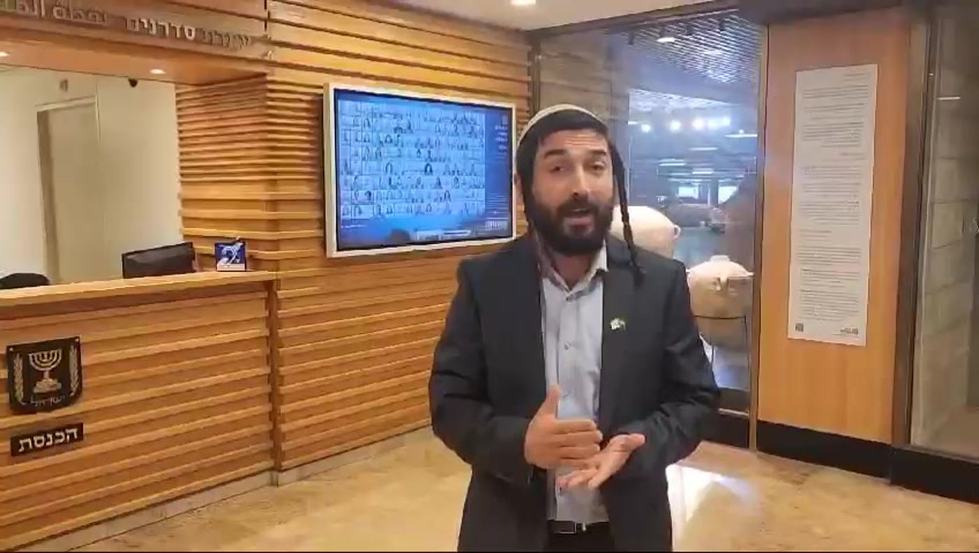 מהומה בכנסת: ח"כים נטשו את הוועדות ונסעו לשדה תימן