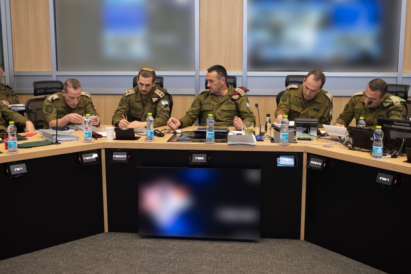פגישה משולשת: שר הביטחון, הרמטכ"ל ומפקד פיקוד המרכז האמריקני