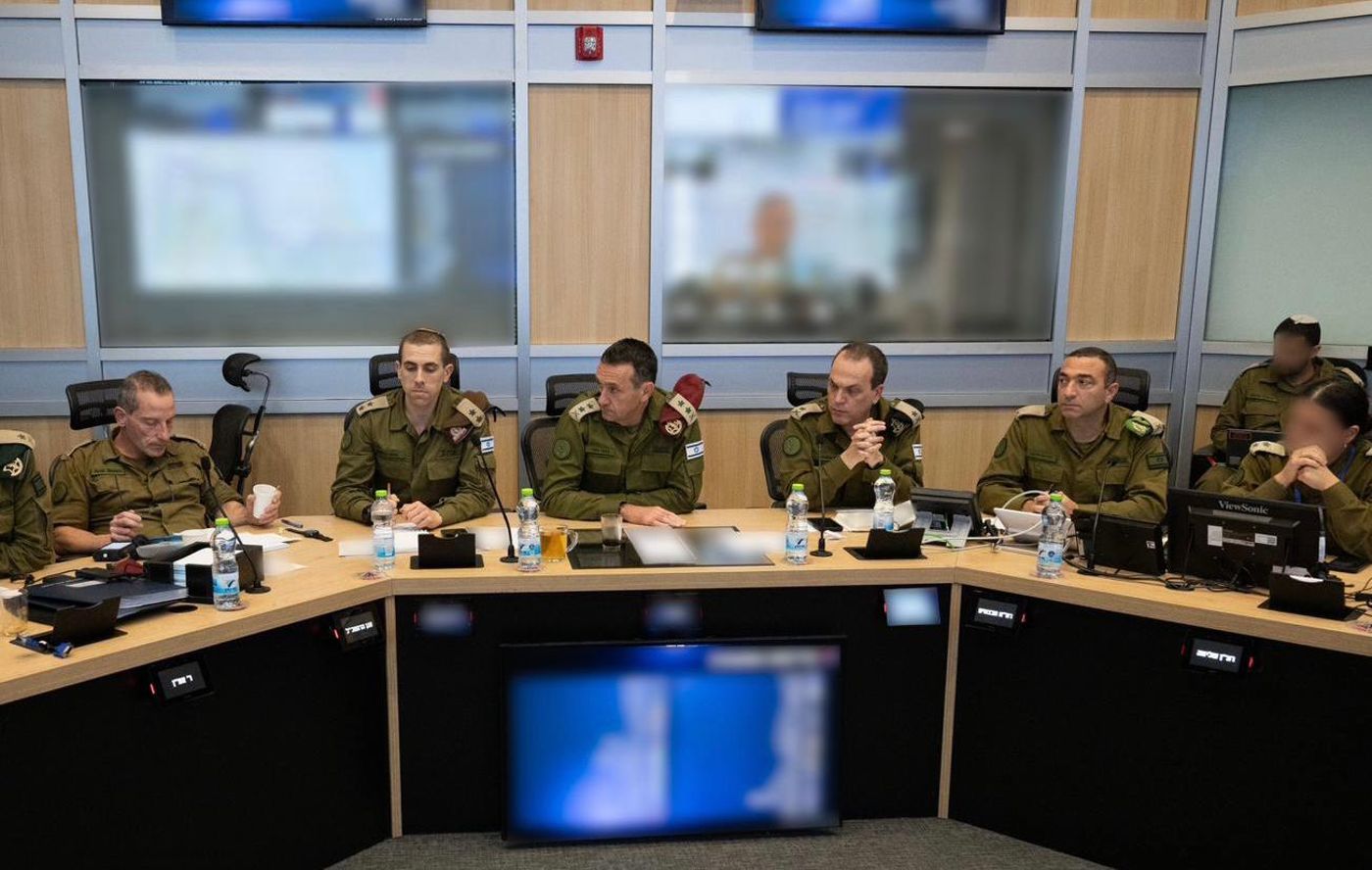 נערכים למתקפה? הרמטכ"ל קיים הערכת מצב