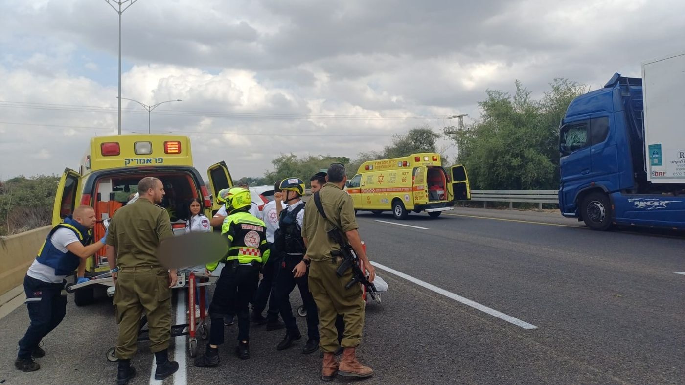 ירי מלבנון למרכז: אזעקות בגוש דן והשרון, פצוע קשה מרסיסים