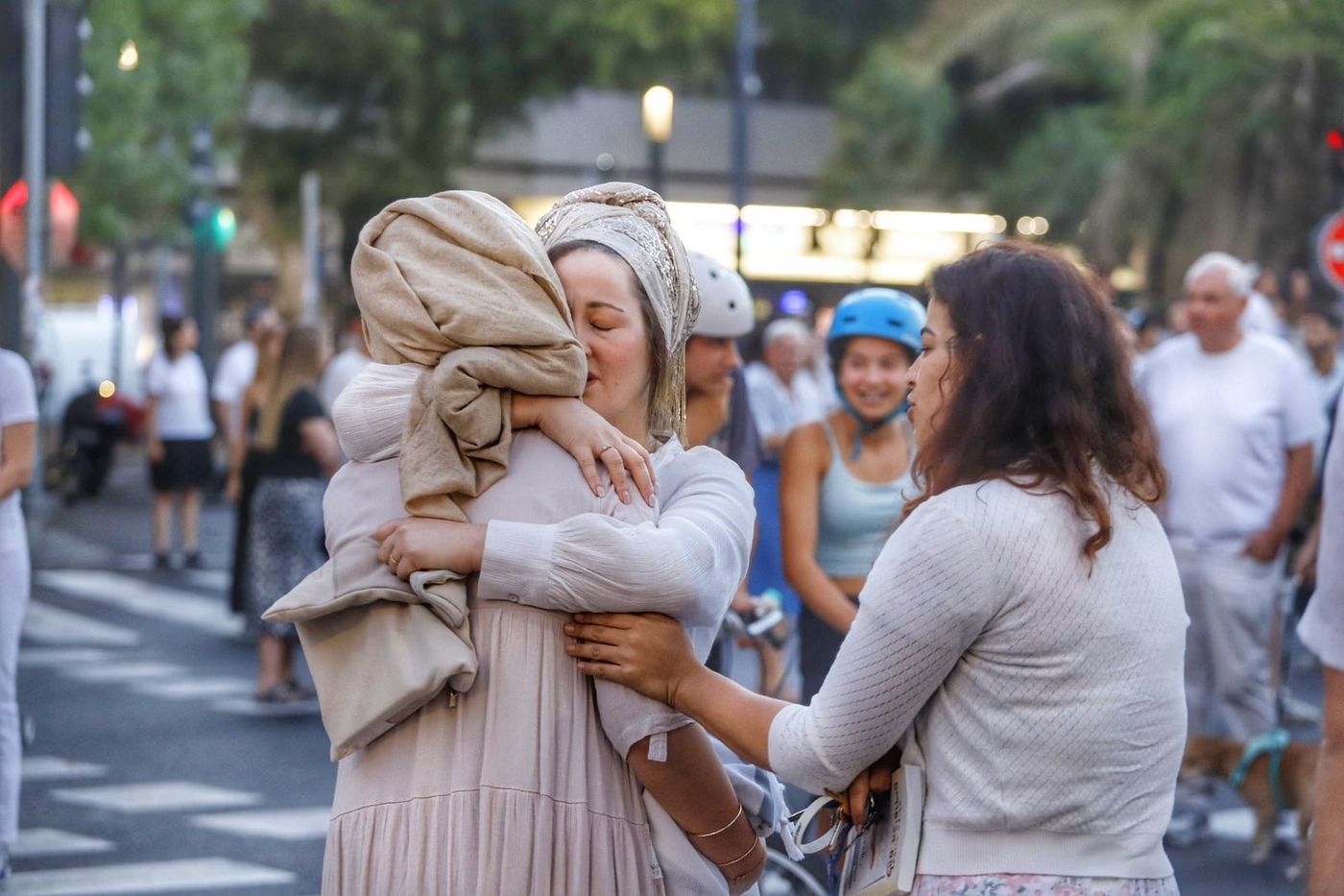 כיכר דיזינגוף ביום כיפור (איתן אלחדז)