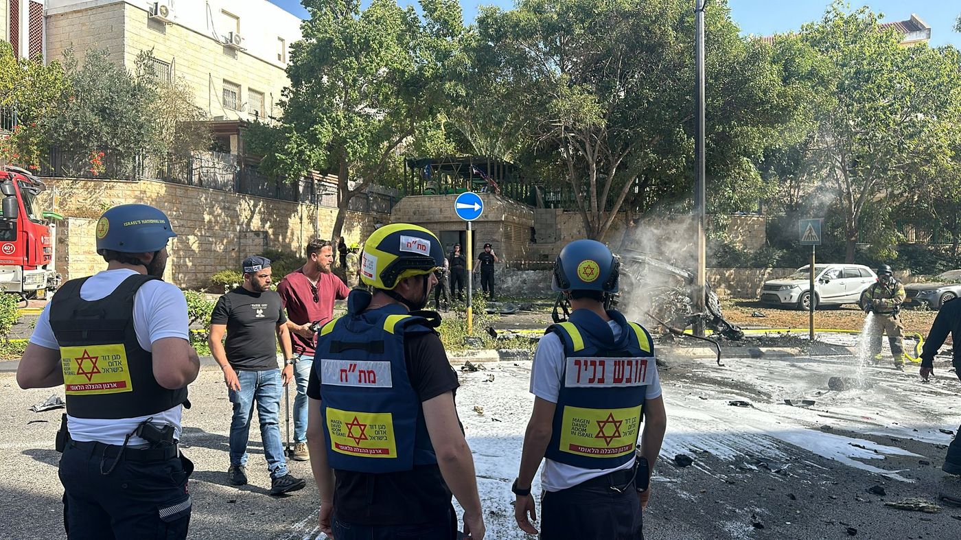 זירת הנפילה בכרמיאל (דוברות מד"א)