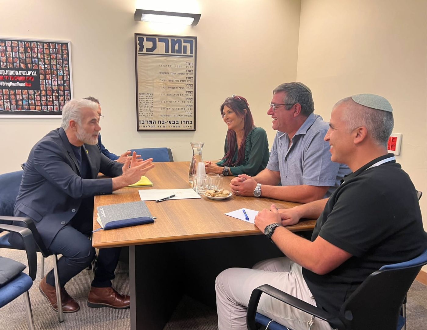פורום הגבורה בפגישה עם לפיד: "אל תפריעו לניצחון"