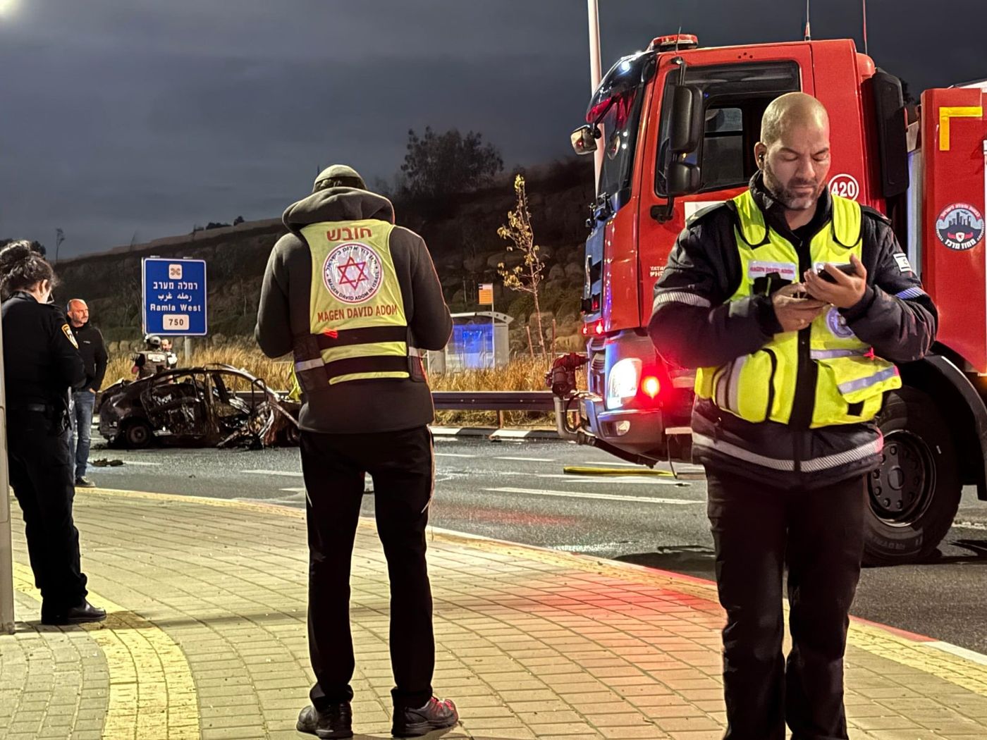 חשד לחיסול: 2 בני אדם נהרגו בפיצוץ רכב ליד רמלה