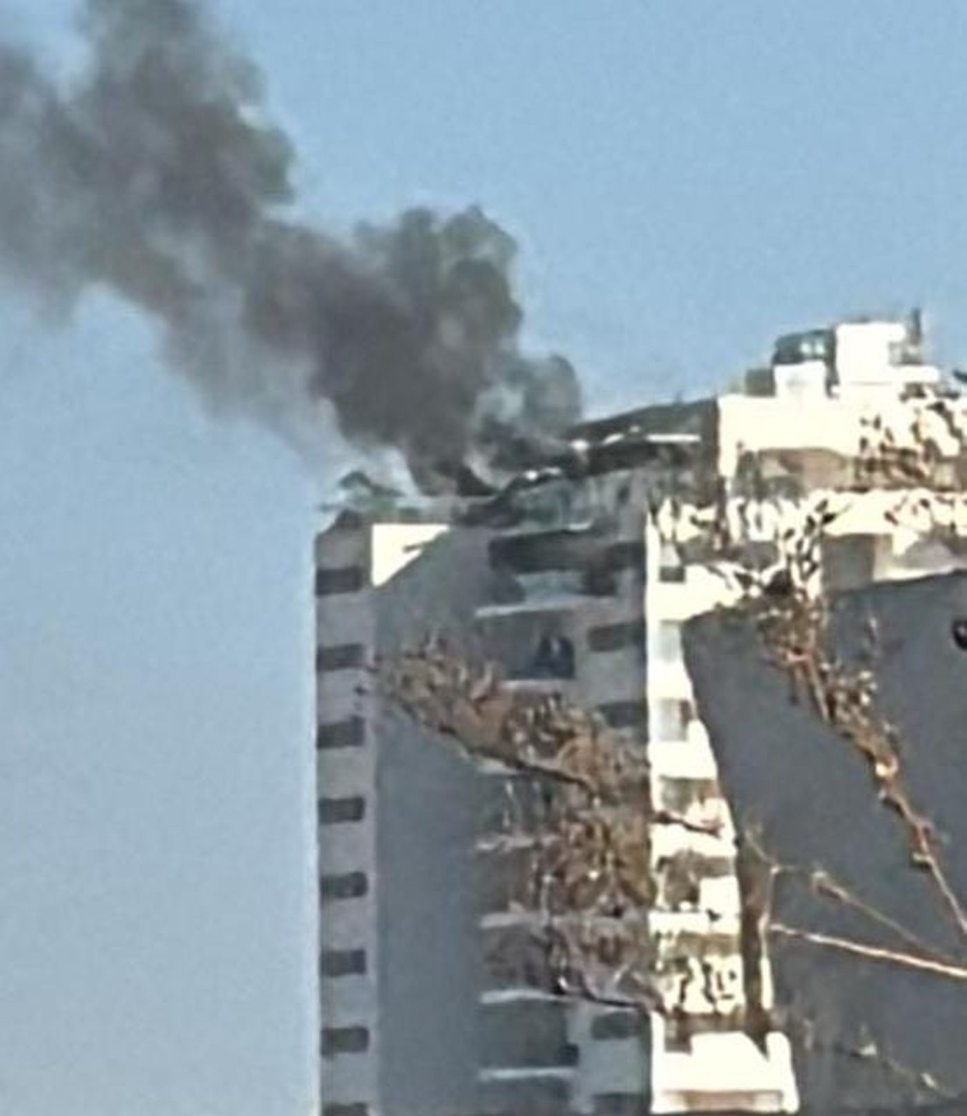 פיצוץ במבנה רב קומות ביבנה, חשד לכטב"מ