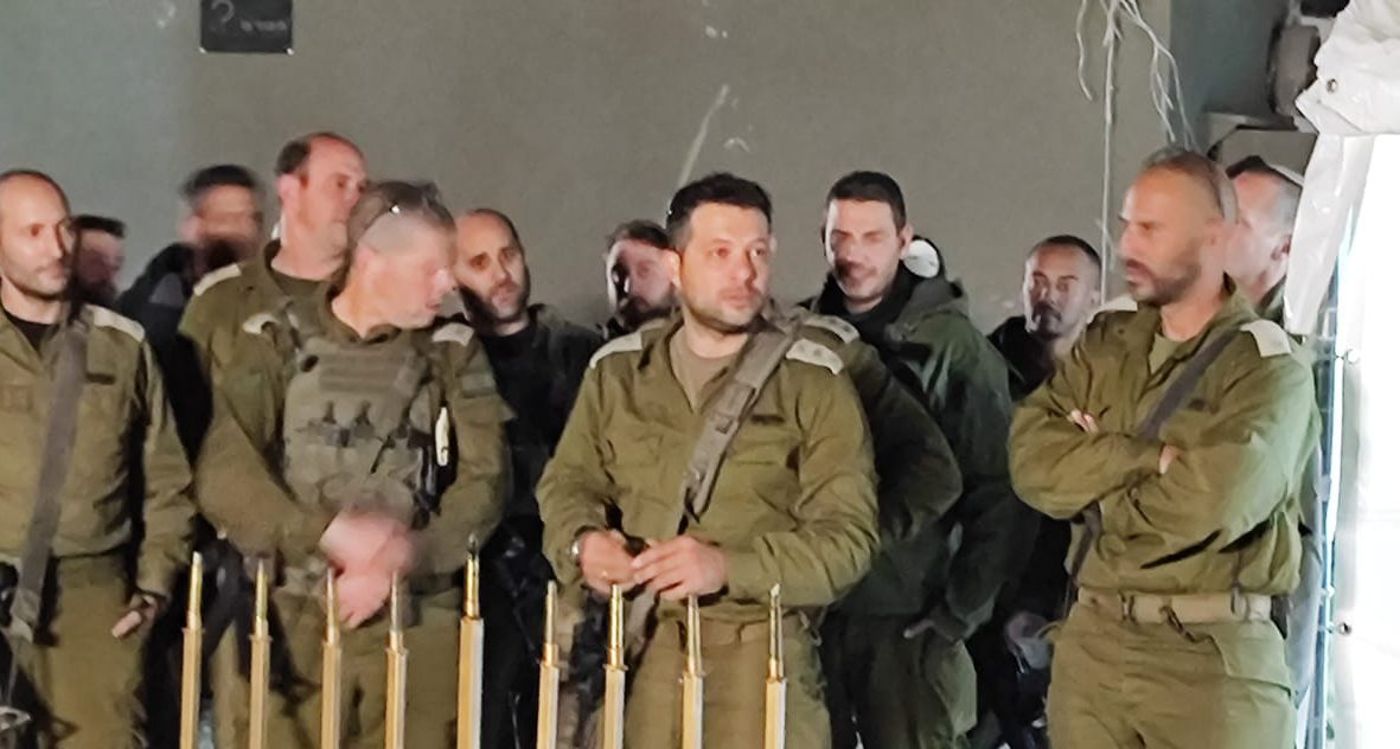 תיעוד: מאו"ג 99 מדליק נרות בציר נצרים