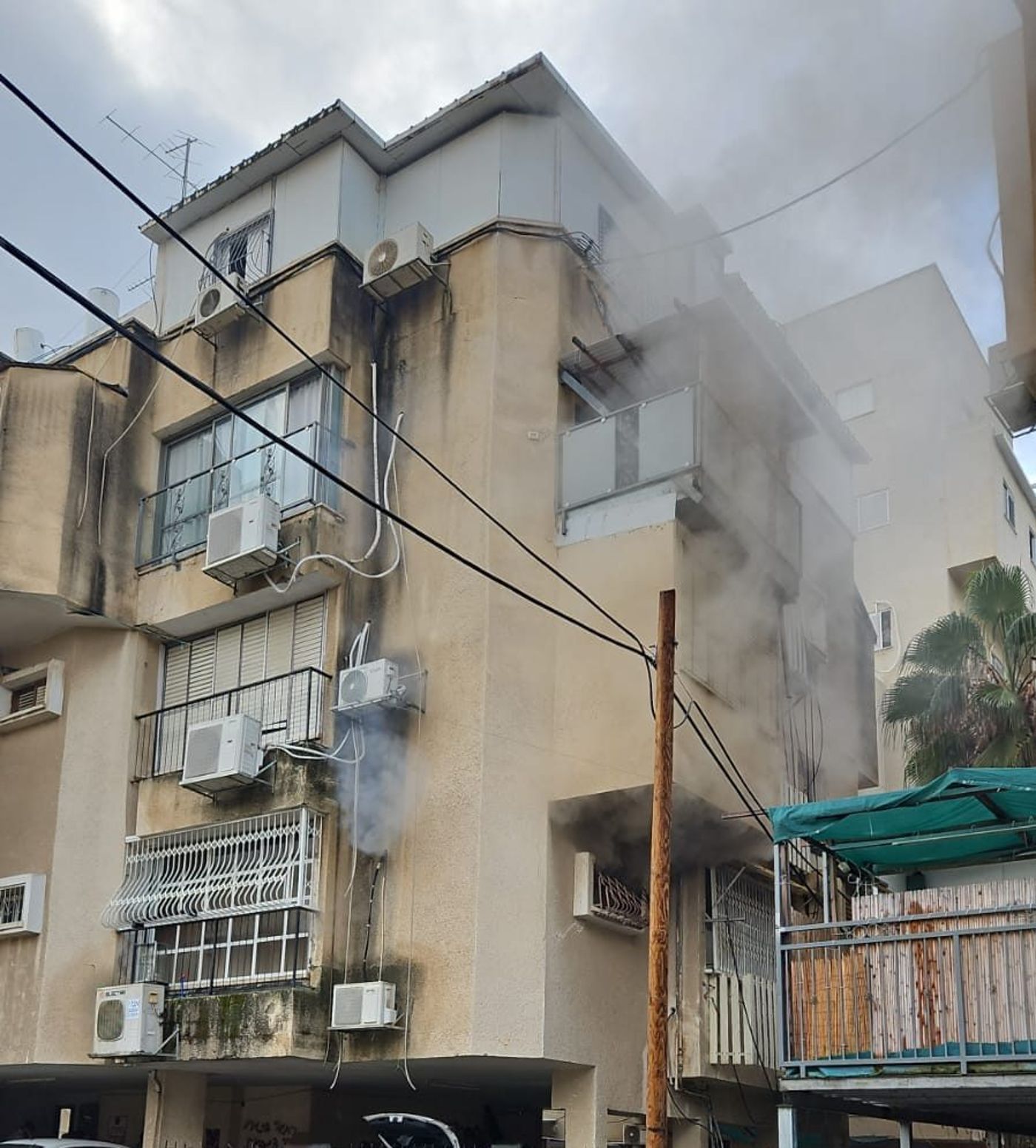 6 פצועים בשריפה בדירה בבני ברק, בהם תינוק במצב קשה