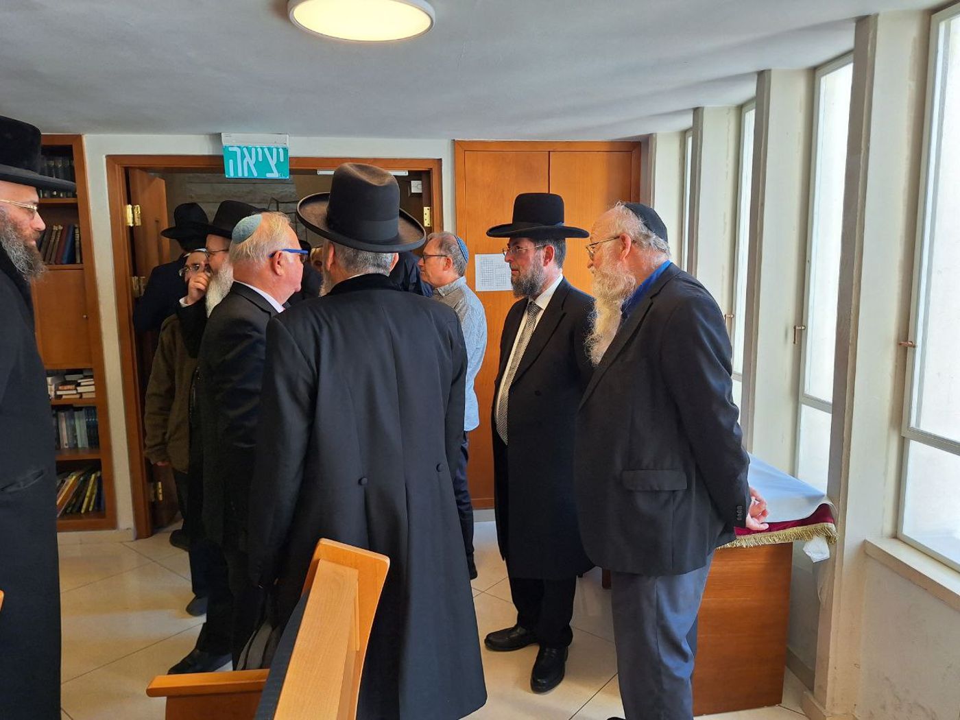 רבה של נס ציונה, הרב צוריאל