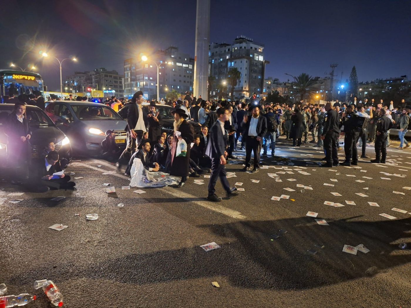 "נמות ולא נתגייס": הפגנת הפלג הירושלמי יצאה משליטה