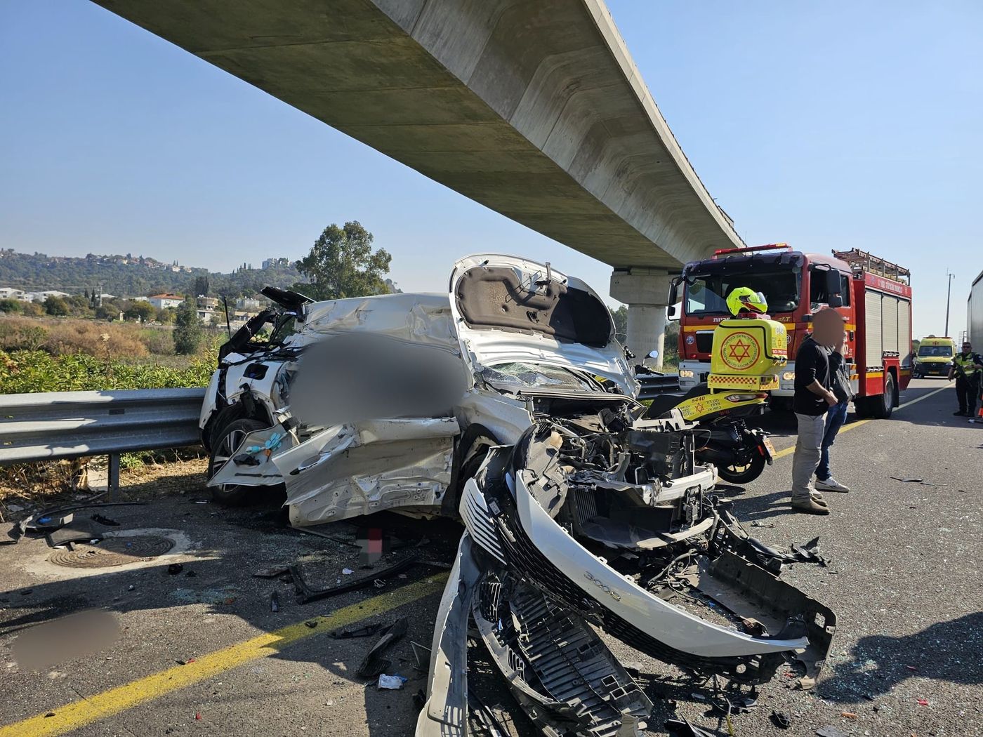תאונה קטלנית בכרמל: אישה ותינוק נהרגו לאחר שנפגעו ממשאית