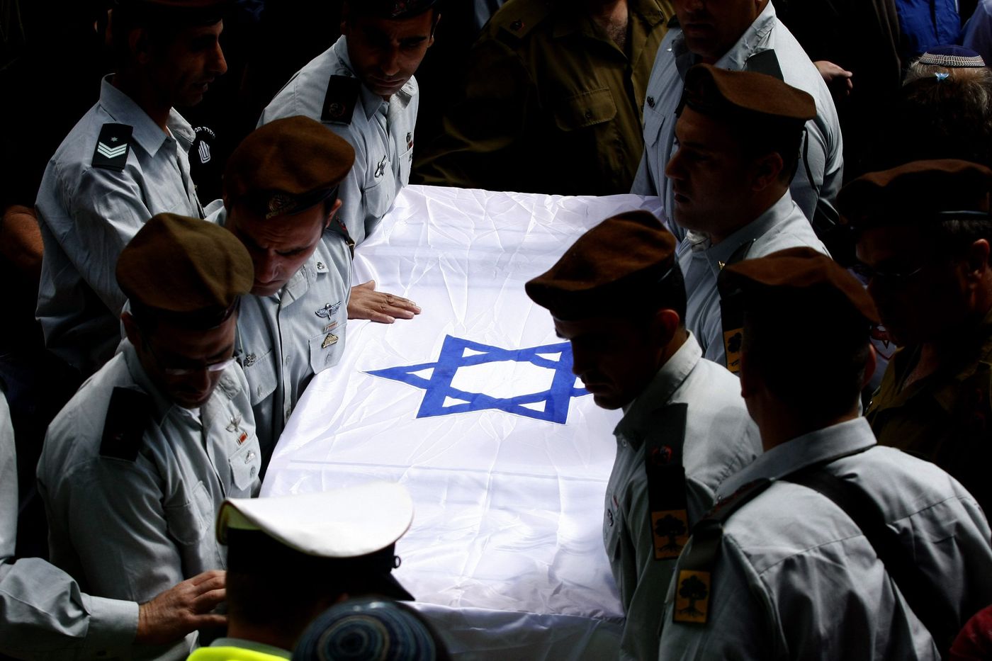 עם הגעת החללים יתקיים טקס קצר. כך הוא יתנהל