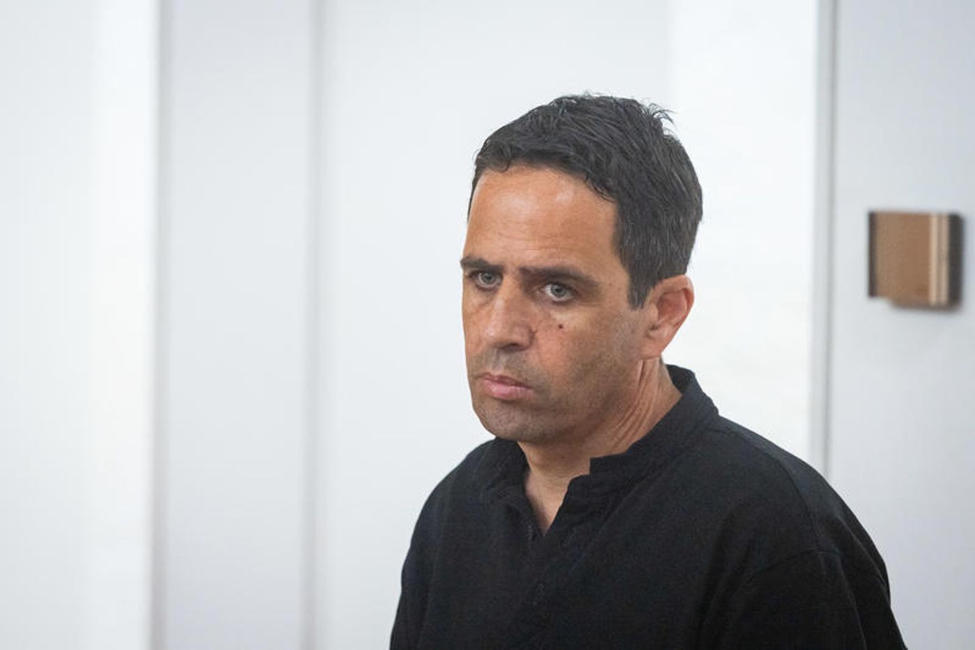 אלמוג בוקר חושף: "זה בגלל שאני מזרחי מהפריפריה"
