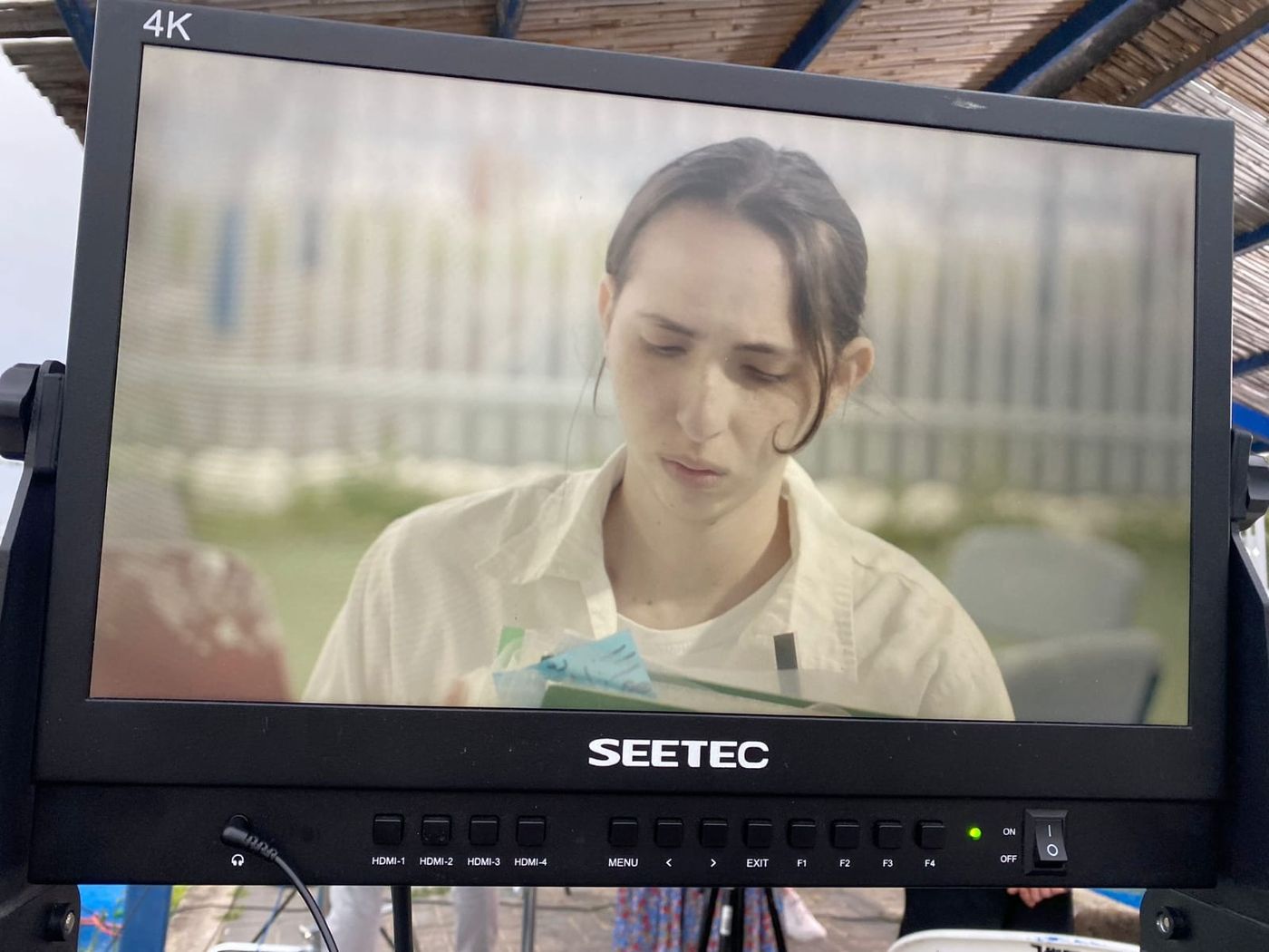מאחורי הקלעים רבנית פורים (ללא קרדיט)