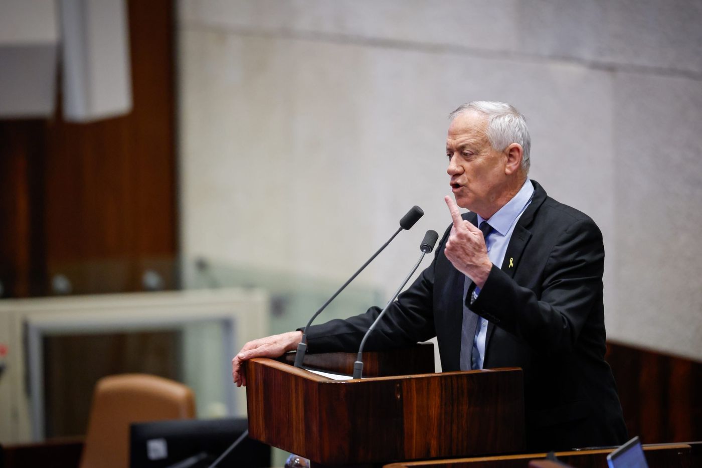 גנץ לנתניהו: ועדת חקירה תחשוף את תת התפקוד שלך בניהול המלחמה