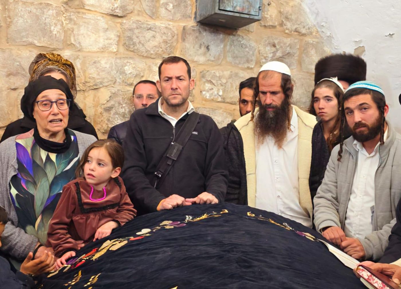 "לחזור לכאן בצורה קבועה": משפחות שכולות נכנסו לקבר יוסף