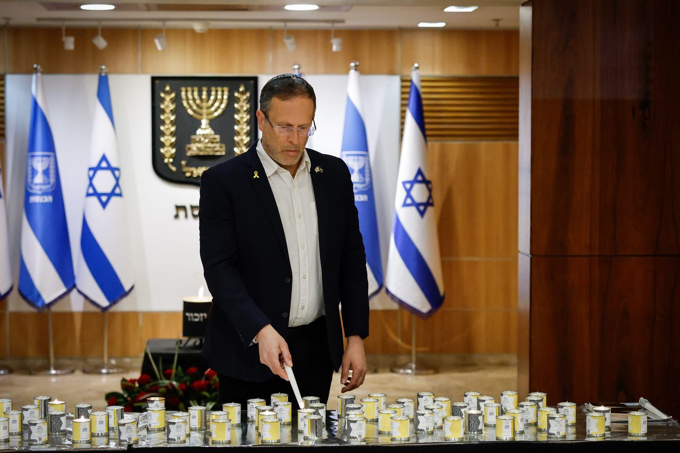 ח"כ משה קינלי טור פז מדליק נר