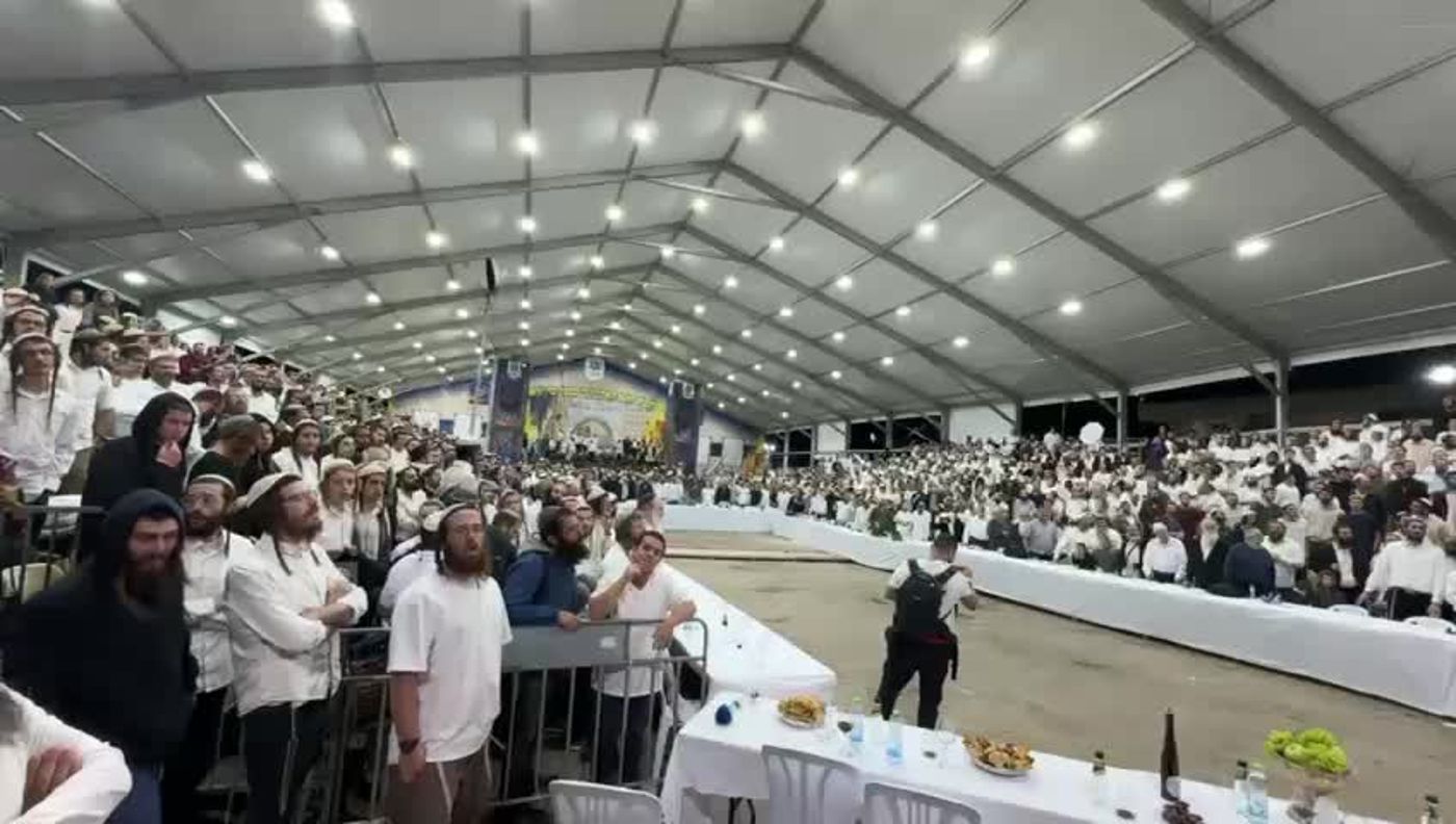 מרגש: שירת "אני מאמין" בהדלקת הציונות הדתית במירון