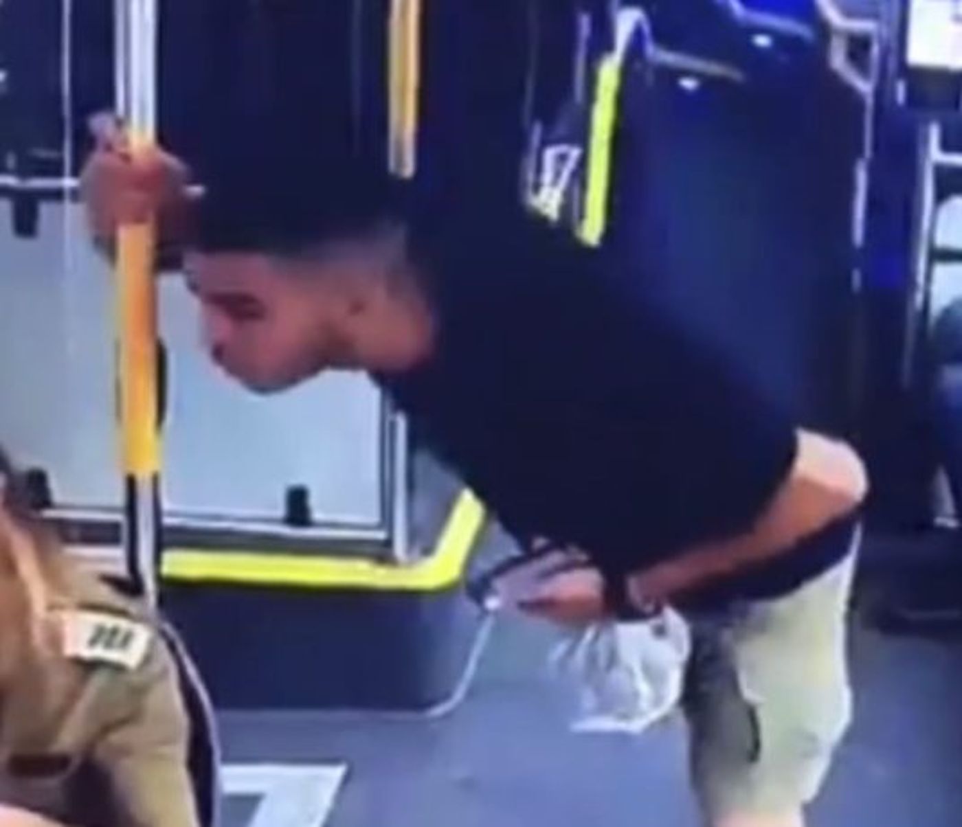 הערבי שירק על הקצינה יואשם ב"תקיפת עובד ציבור"