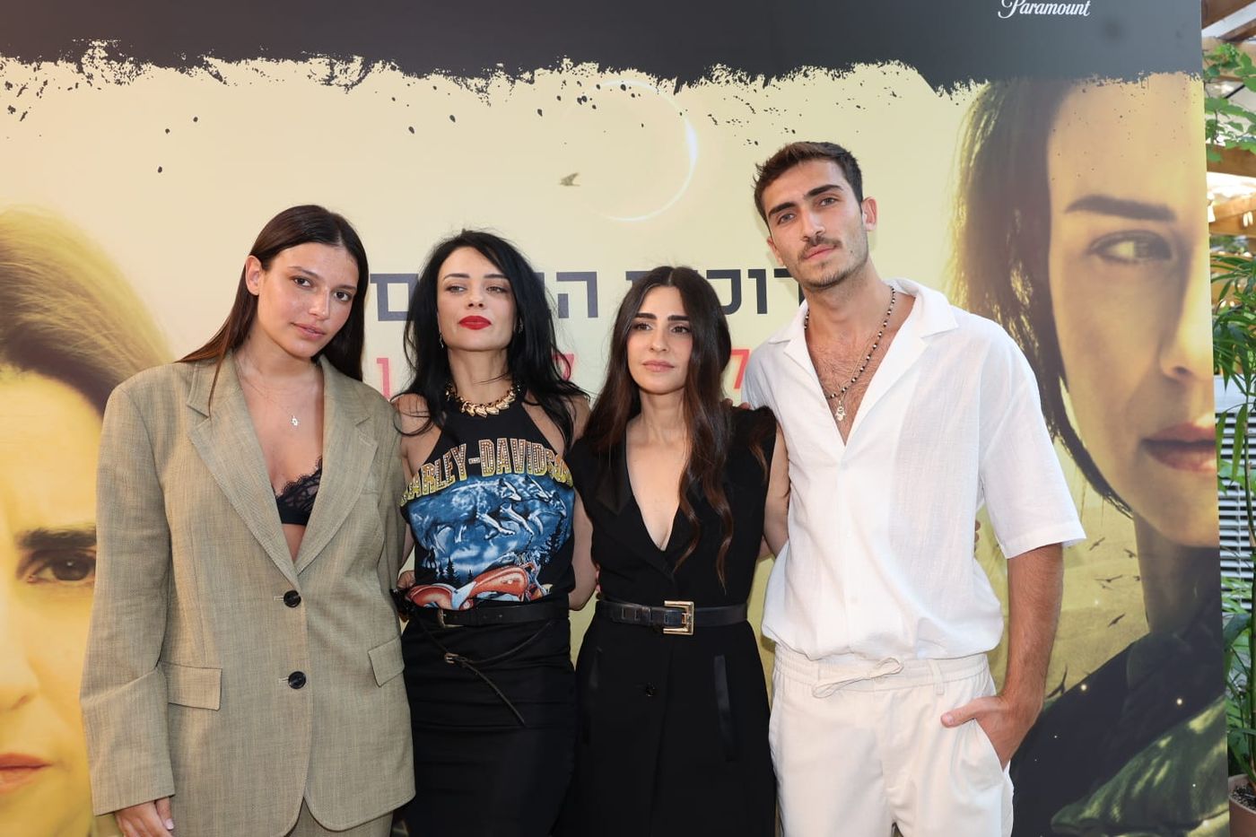 "גחליליות" (צילום" רפי דלויה, HOT)
