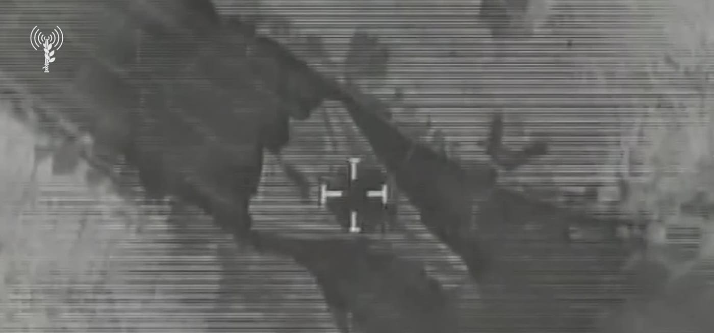 חיל האוויר תקף שלושה מטוסי קרב איראנים מסוג F14 | צפו
