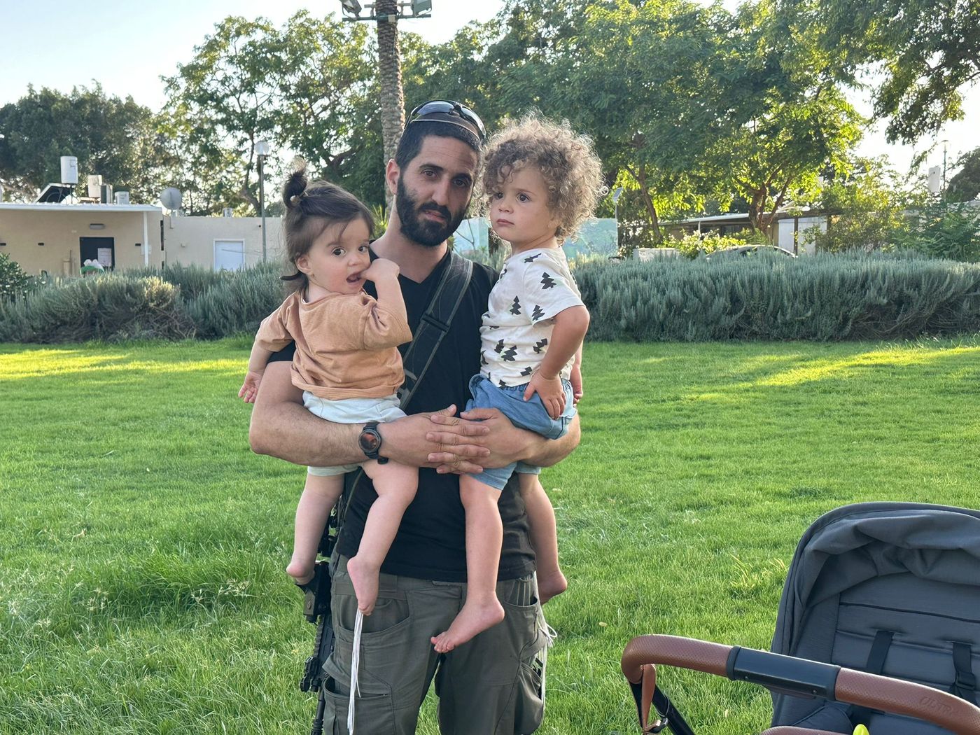 אליה בן שימול וילדיו (מועצה אזורית אשכול)