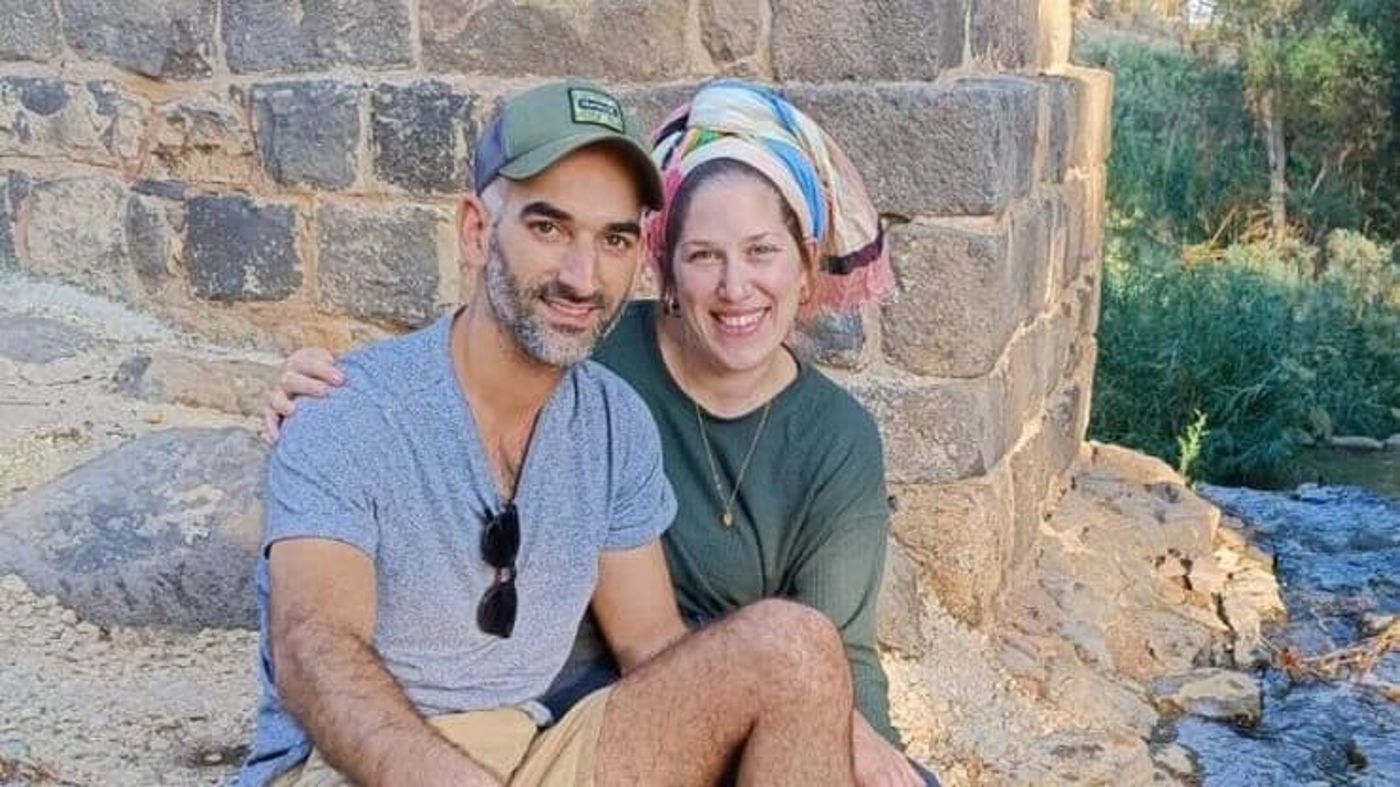 "היינו זוג שמביט קדימה, חלמנו רחוק"