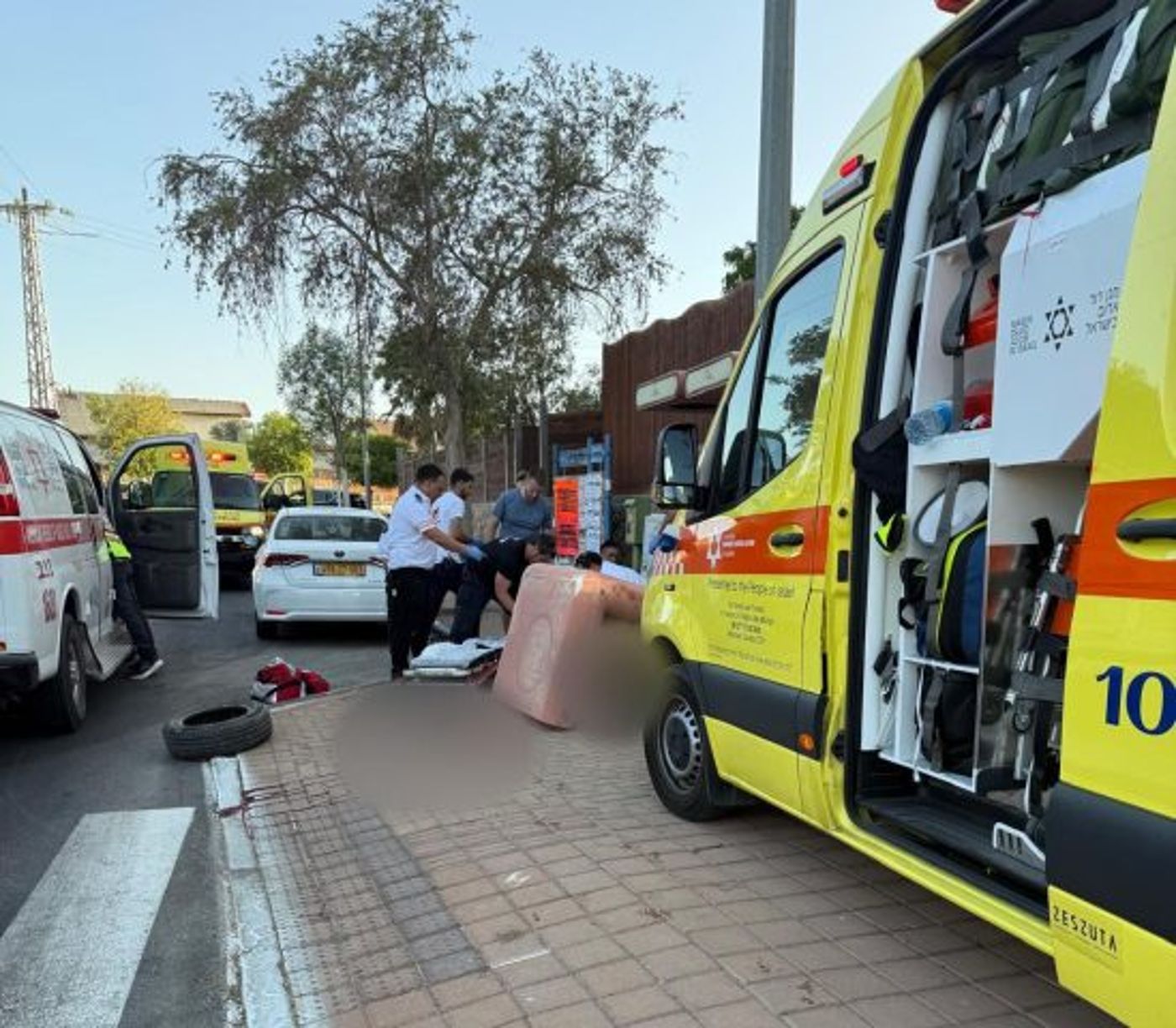 טרגדיה באילת: בן 14 נהרג מקריסה של עמוד תיבות דואר