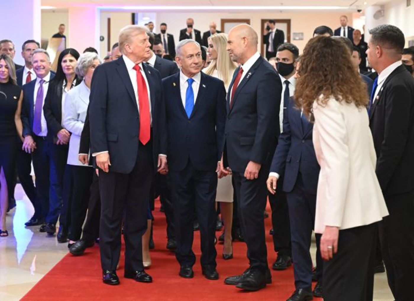 במקום הנובל: המתנה הייחודית של נתניהו לטראמפ