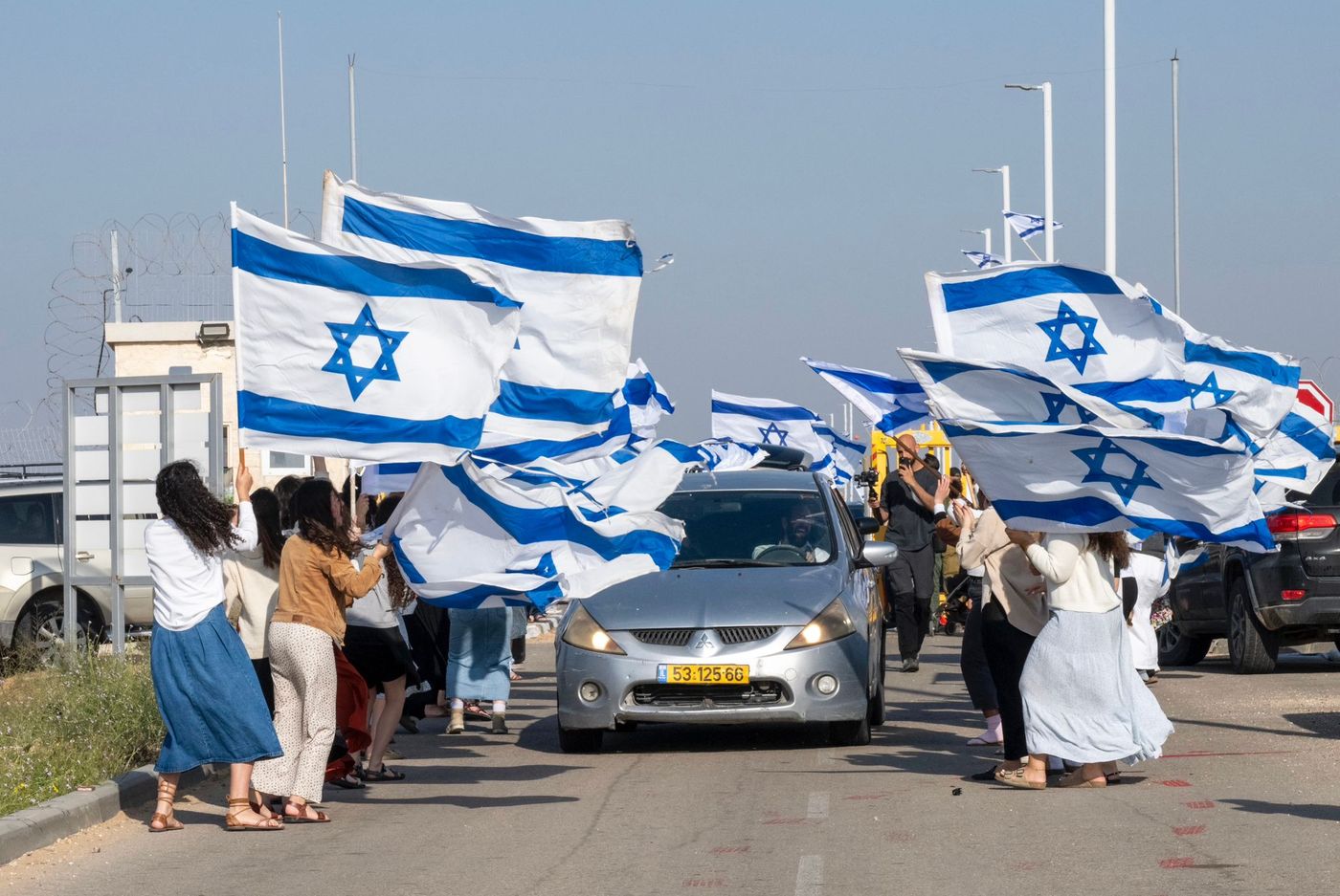 מרגש: תושבי שלומית חזרו הביתה אחרי 4 חודשים