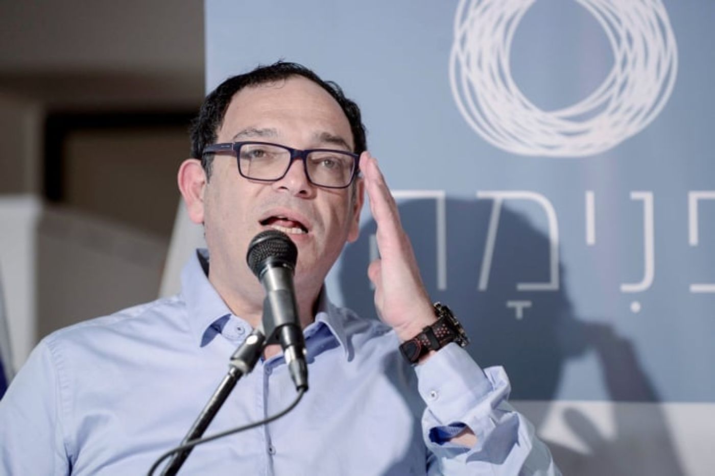 הרב שי פירון