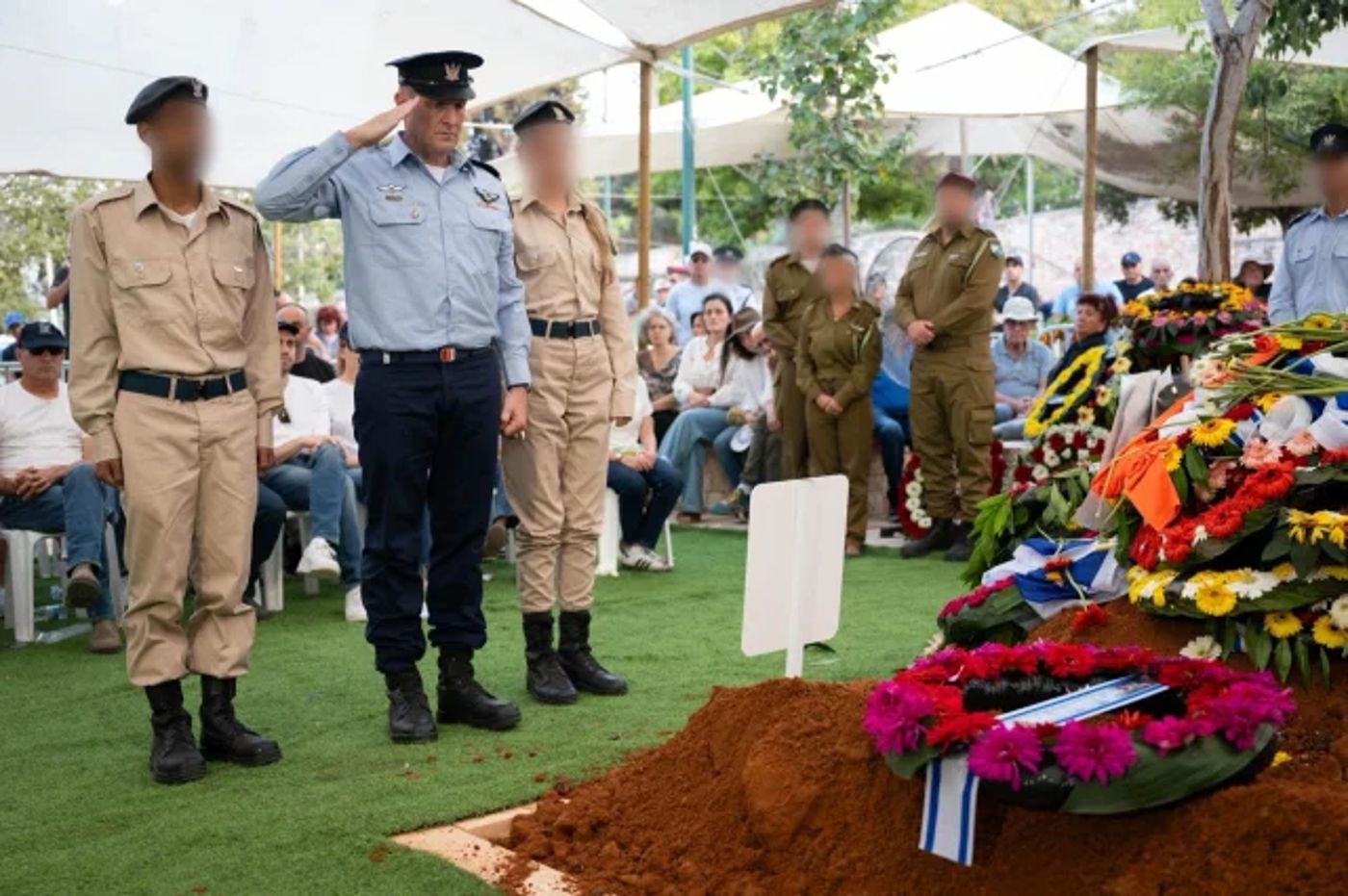 הלוויתו של אלוף (במיל') הרצל בודינגר ז"ל |