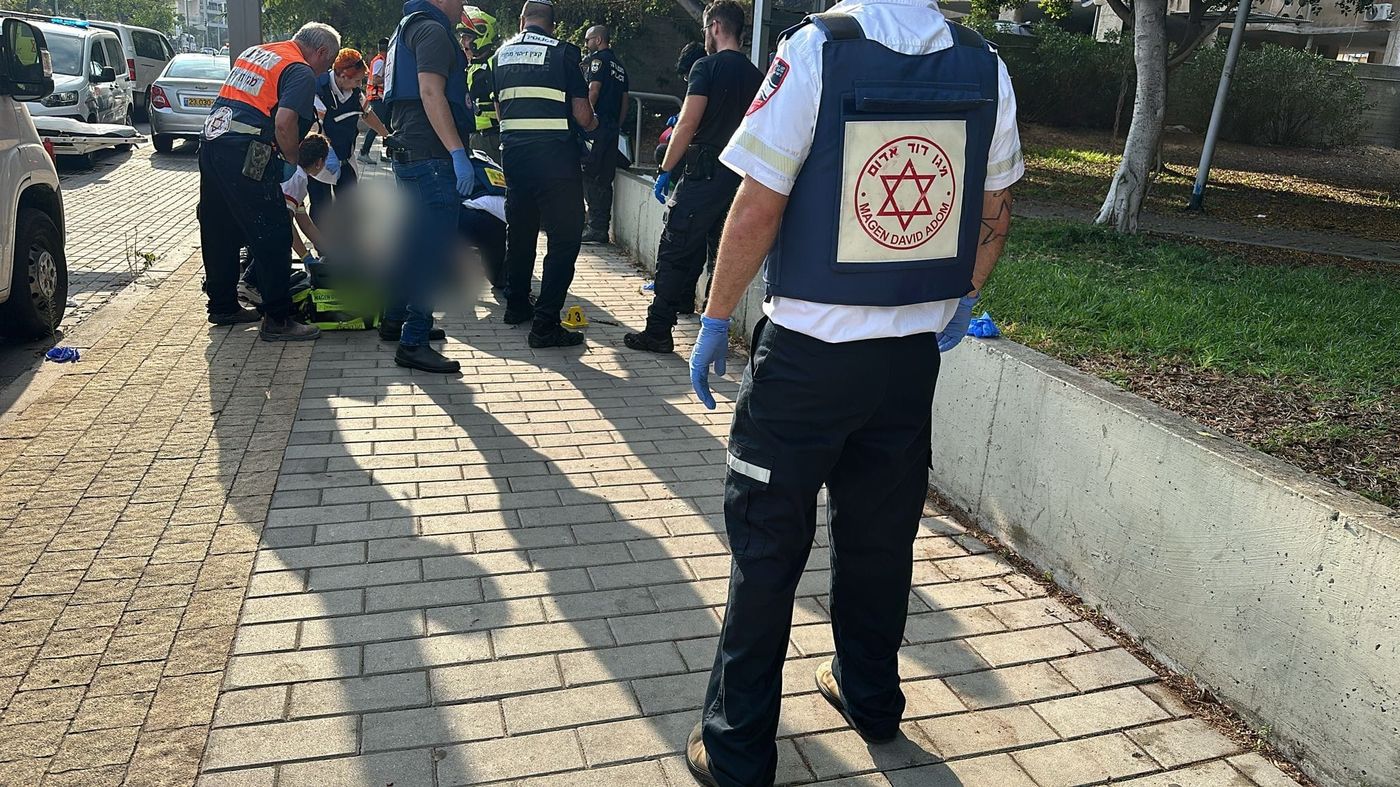 פיגוע דקירה ברמת גן