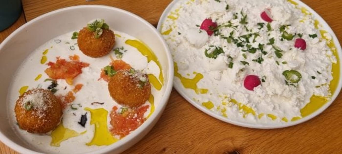 קוטג' ושמן זית. (סרוגים)