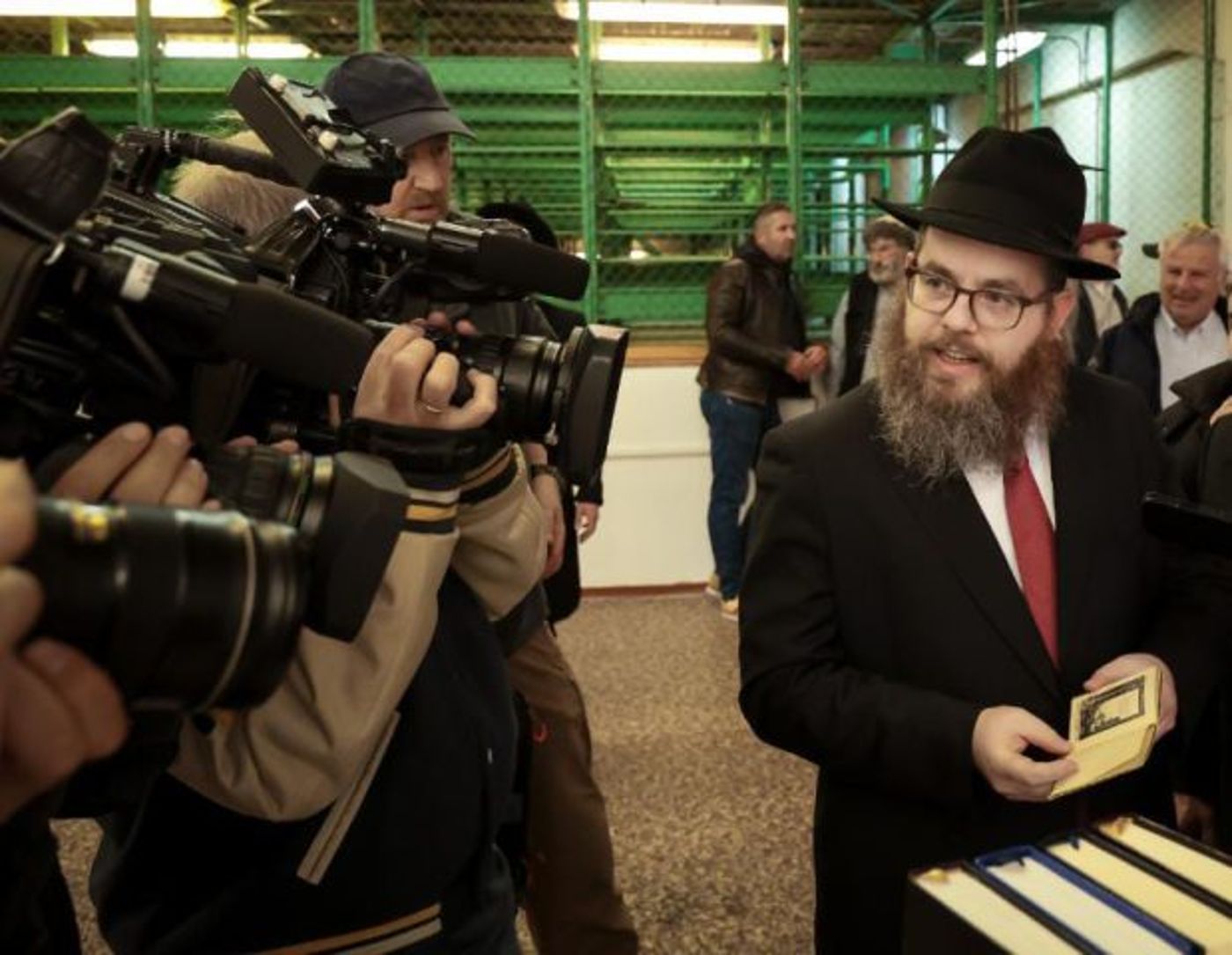 לבקשת רה"מ: ממשלת הונגריה השיבה בית כנסת עתיק לידי היהודים