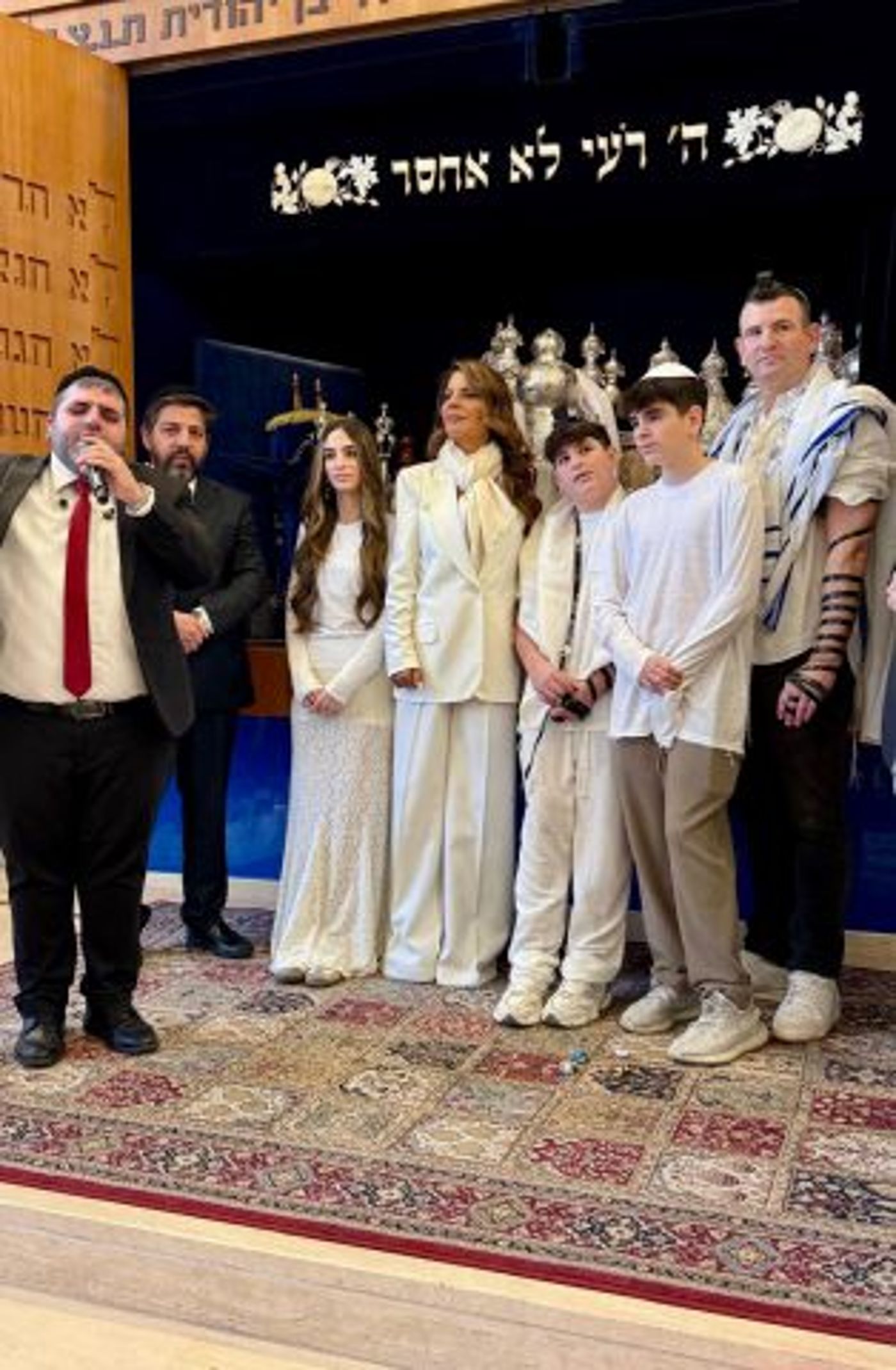 בר מצווה לאייל אסייג (באדיבות: איציק אוחנה 'כיכר השבת' ו'הרבנית של האינסטגרם')