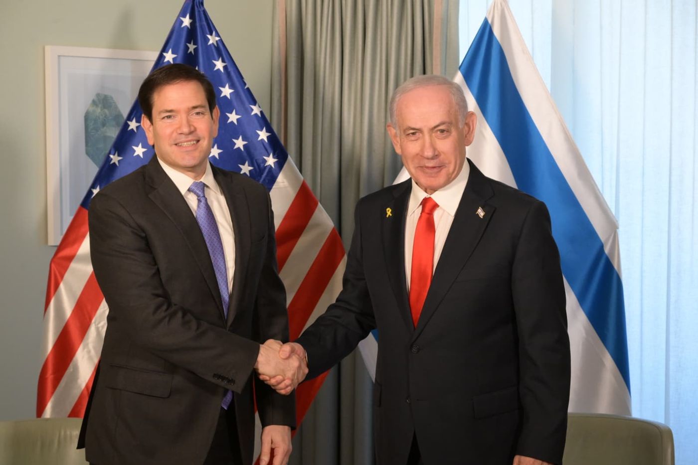 רגעים מכריעים: נתניהו נפגש כעת עם מזכיר המדינה רוביו