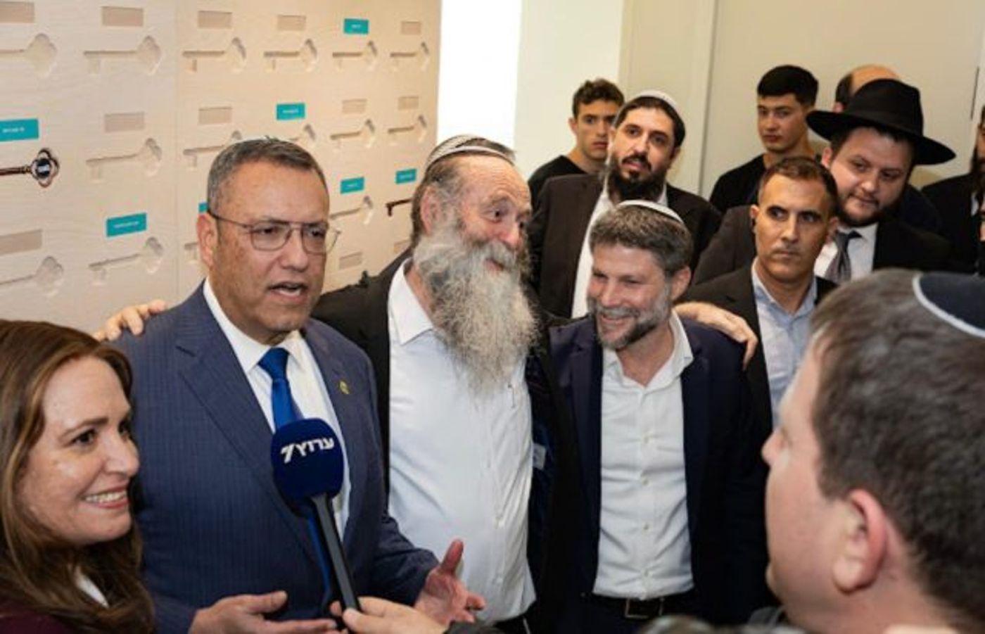 שותפים למסע החיים: סיפורי הנס נחשפו בחנוכת בית מכון פוע"ה