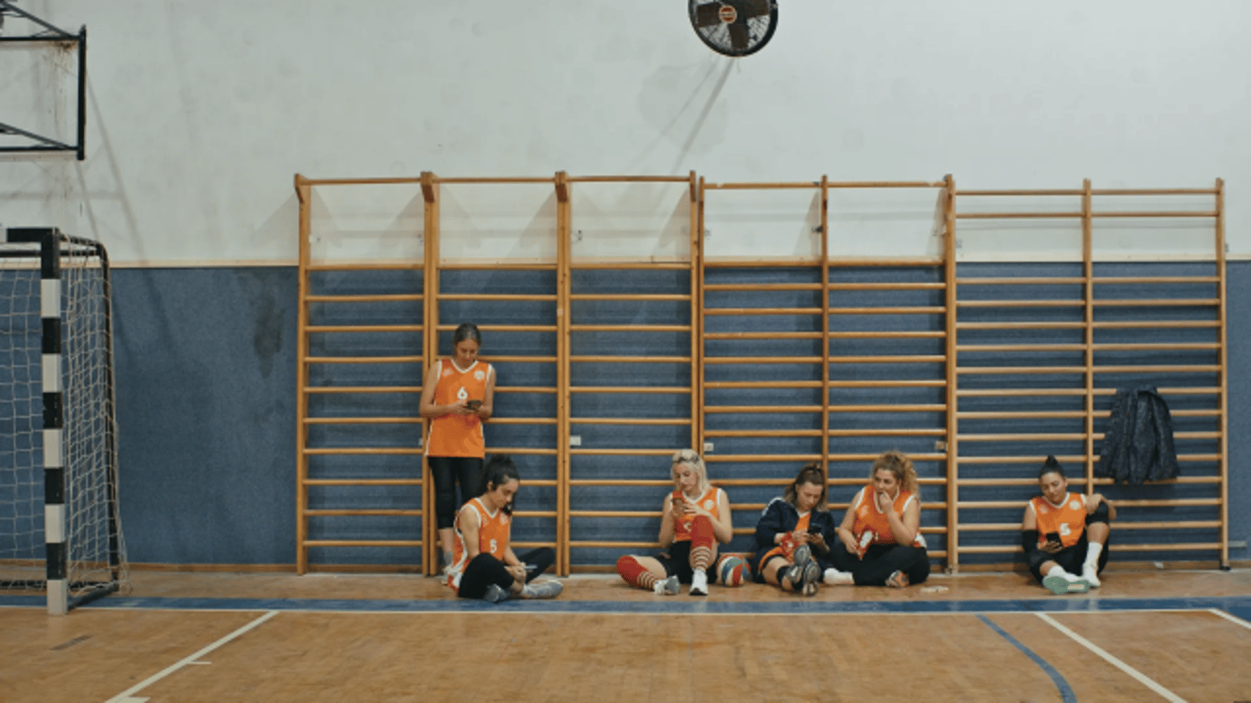 אמהות בלי פילטרים: הסדרה החדשה שמוכיחה שכל האמהות משקרות