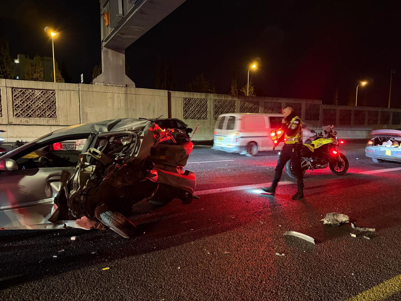הקטל בדרכים: בן 25 נהרג בתאונה בכביש 20, פצועים קשה בכביש 6