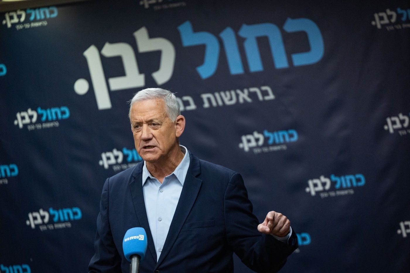 בני גנץ