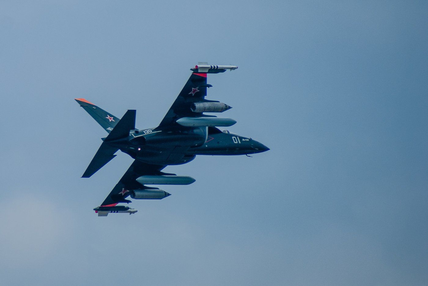 מטוס קרב YAK-130 איראני