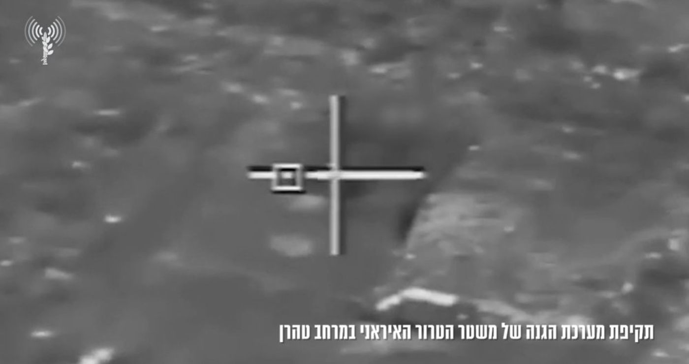 תיעוד: צה"ל משמיד את מערכות ההגנה של איראן 
