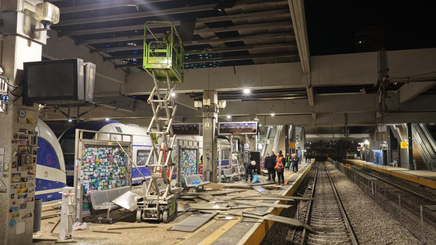 תיעוד הנזק ברכבת