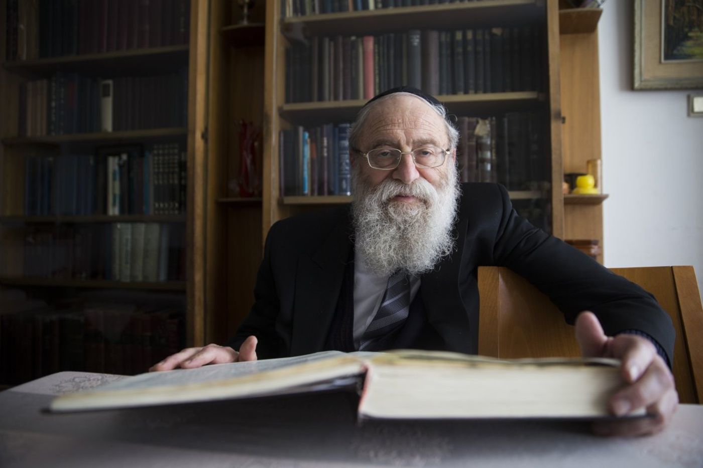 הרב אריה שטרן זצ"ל בביתו