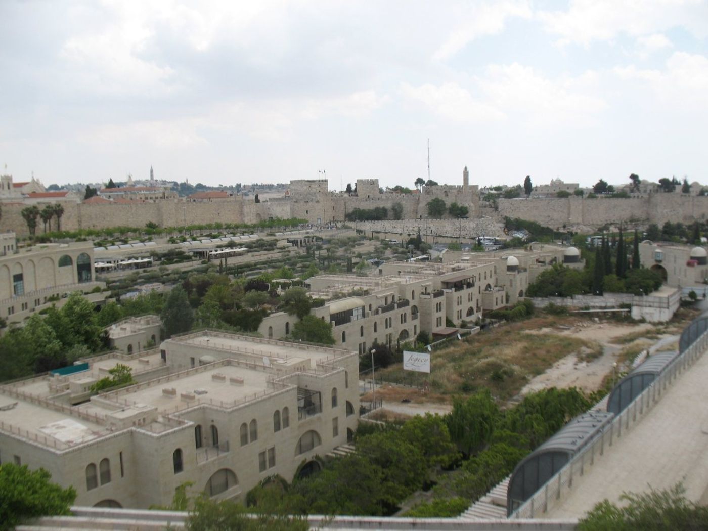 זאת ירושלים